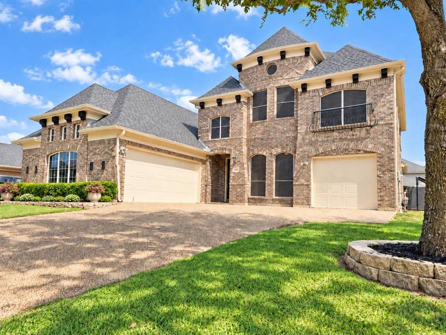Property photo for 7036 Miramar, Grand Prairie, TX