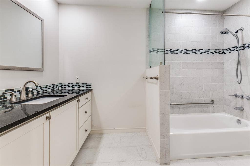 9759 Shoreview Road, Dallas, TX 75238 9759 Shoreview Road, Dallas, TX 75238