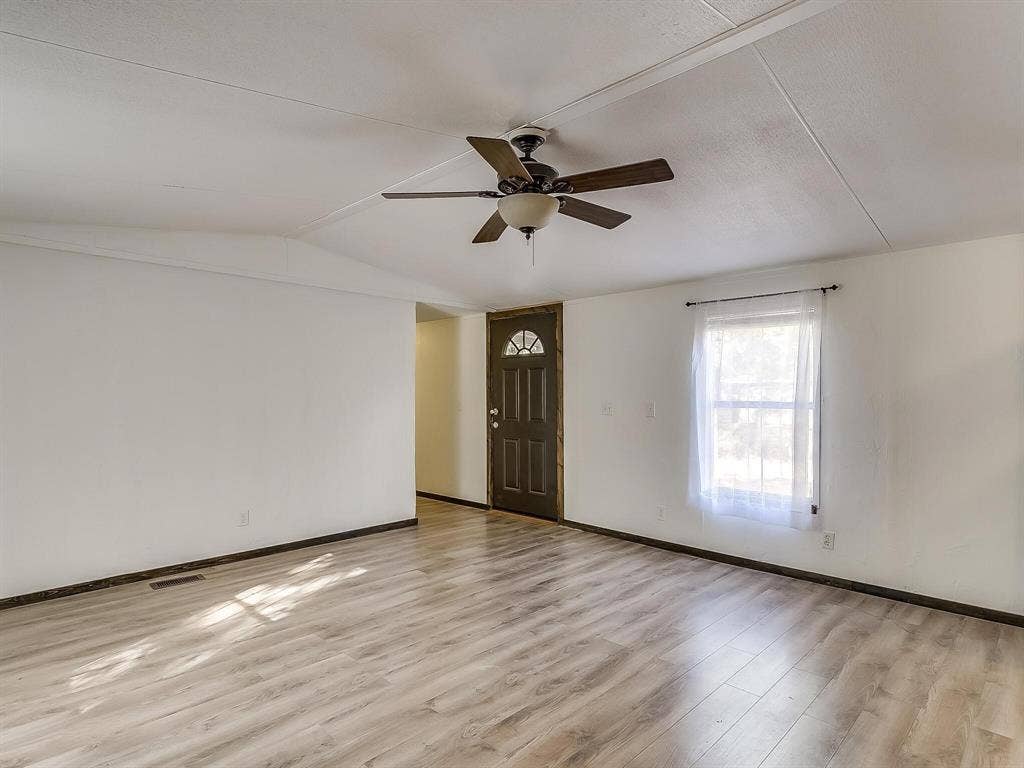 1802 Whispering Oaks Street, Burleson, TX 76028 1802 Whispering Oaks Street, Burleson, TX 76028