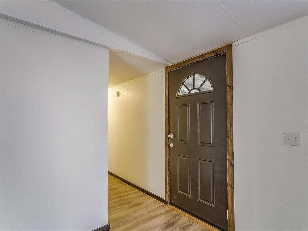 1802 Whispering Oaks Street, Burleson, TX 76028 1802 Whispering Oaks Street, Burleson, TX 76028