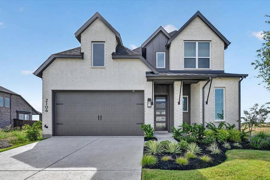 Property photo for 2106 Waters Edge Street, Forney, TX