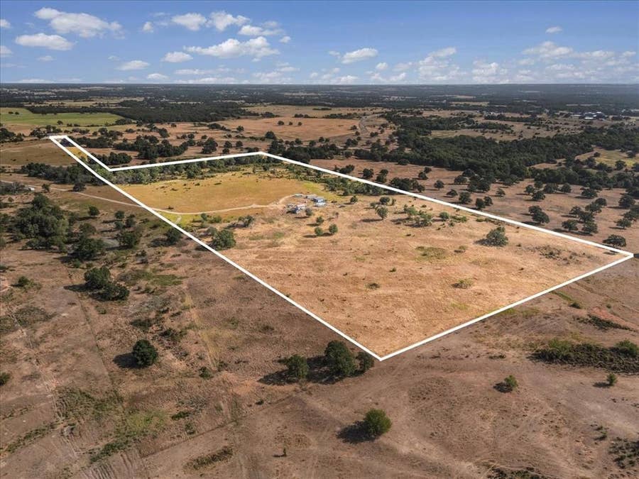 Property photo for 1101 Hodges Road, Poolville, TX