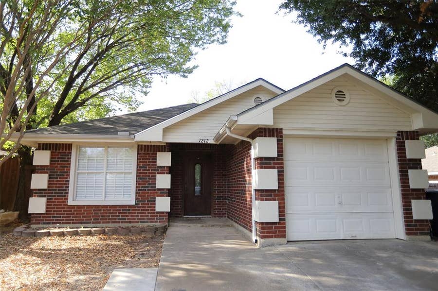 Property photo for 1212 Paco, Denton, TX