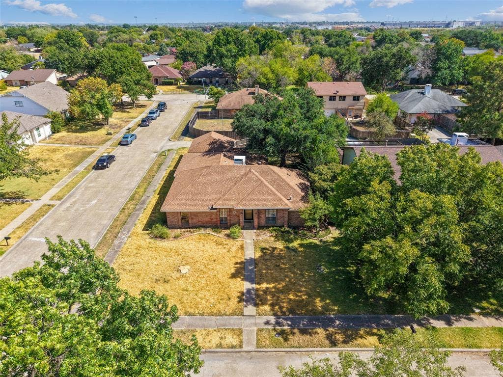 1602 Meadowglen Lane, Mesquite, TX 75150