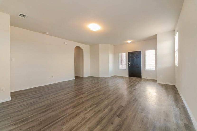1305 Mallard Cove, Ennis, TX 75119 1305 Mallard Cove, Ennis, TX 75119