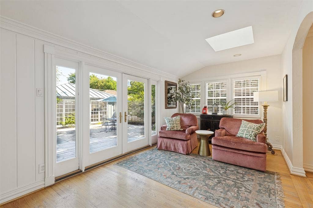 5411 W University Boulevard, Dallas, TX 75209 5411 W University Boulevard, Dallas, TX 75209