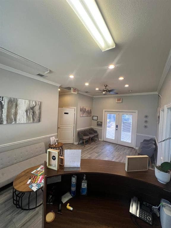 5228 VILLAGE CREEK Drive, #100, Plano, TX 75093 5228 VILLAGE CREEK Drive, #100, Plano, TX 75093