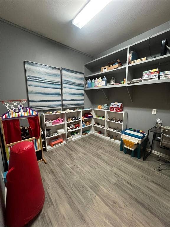 5228 VILLAGE CREEK Drive, #100, Plano, TX 75093 5228 VILLAGE CREEK Drive, #100, Plano, TX 75093