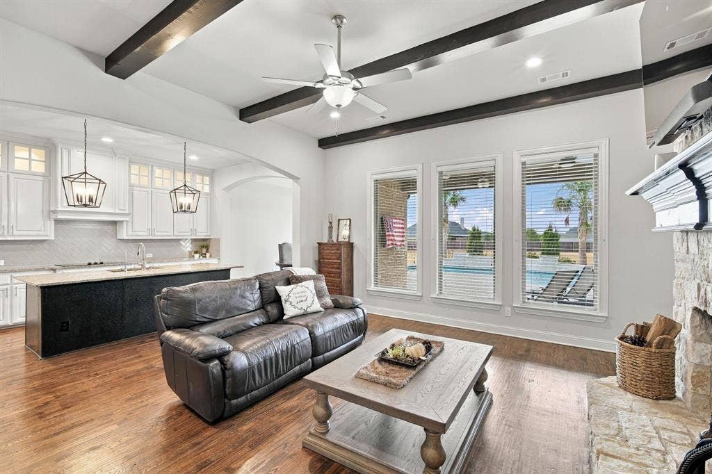 5620 Limestone Lane, Midlothian, TX 76065 Wood beams, hardwood floors throughout, and a great view!