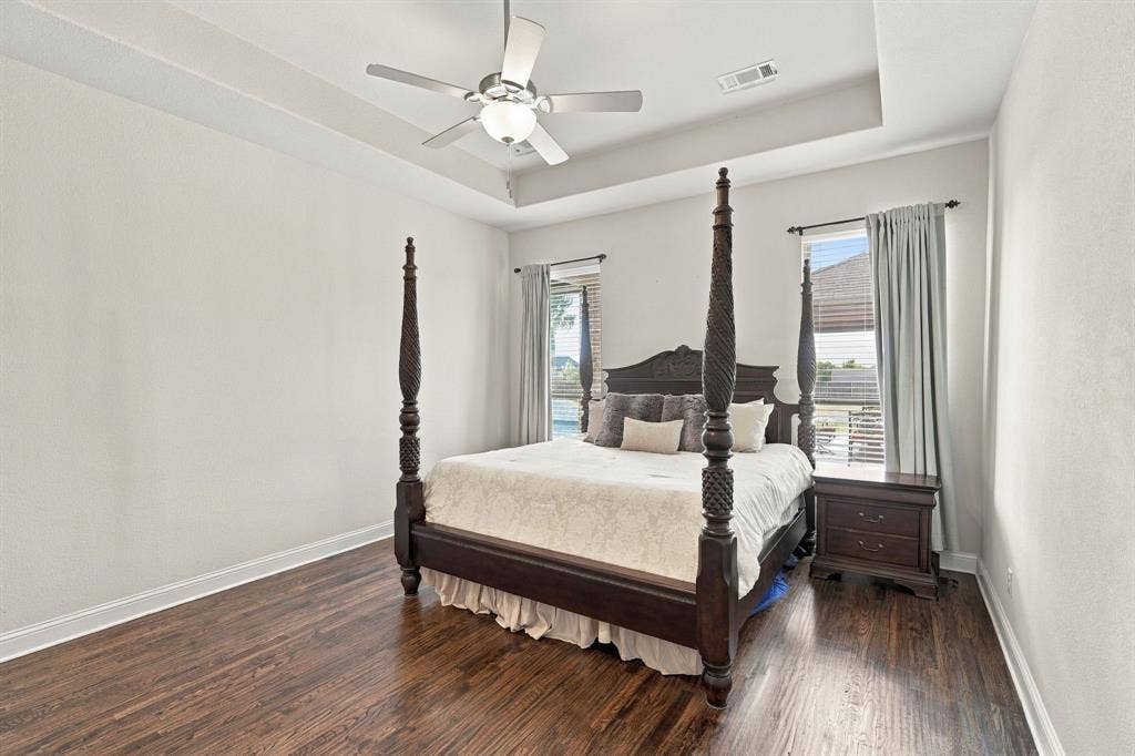 5620 Limestone Lane, Midlothian, TX 76065 Overlooks the pool and the backyard