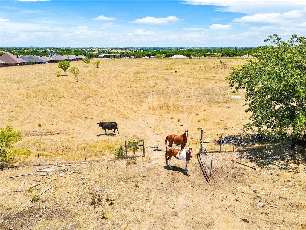 9501 B Fm 2331, Godley, TX 76044 9501 B Fm 2331, Godley, TX 76044