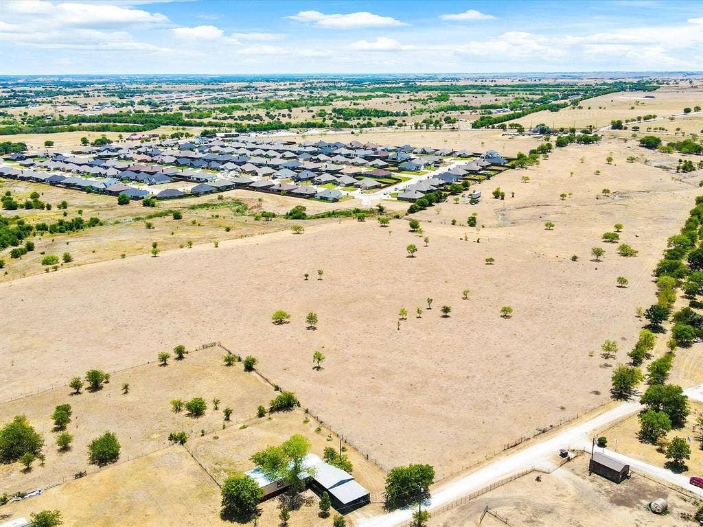 9501 B Fm 2331, Godley, TX 76044 9501 B Fm 2331, Godley, TX 76044