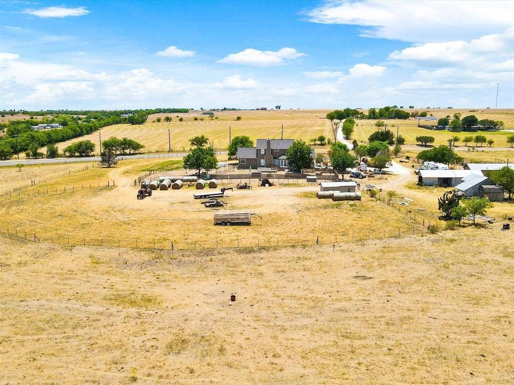 9501 B Fm 2331, Godley, TX 76044 9501 B Fm 2331, Godley, TX 76044