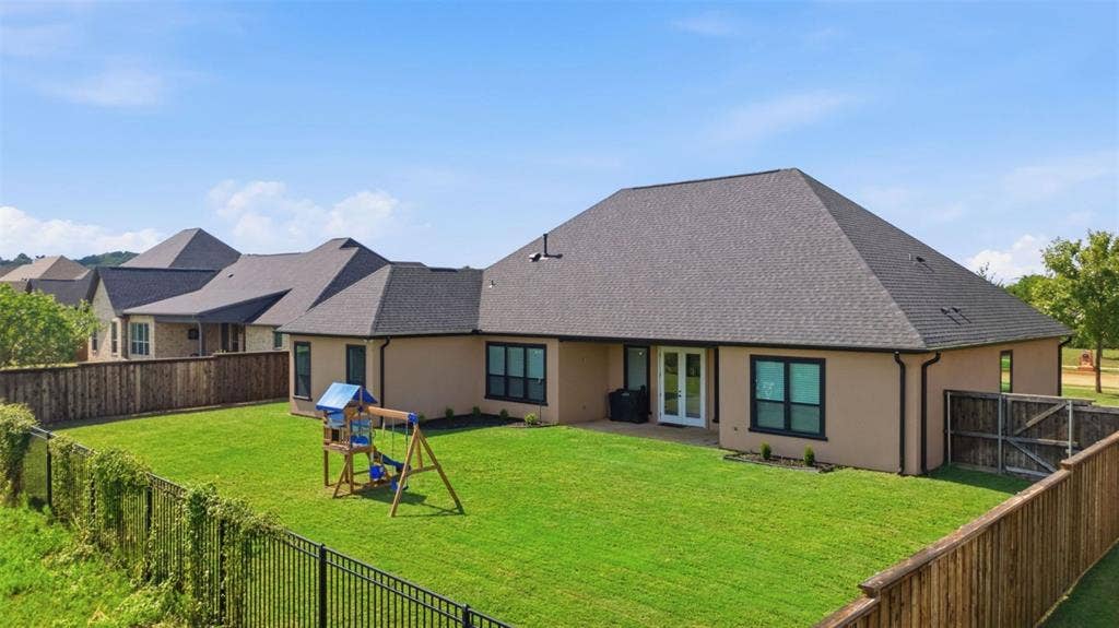 264 Heritage Way, Bullard, TX 75757