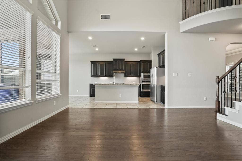 425 Rossville Drive, Midlothian, TX 76065 425 Rossville Drive, Midlothian, TX 76065