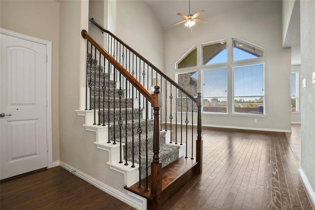 425 Rossville Drive, Midlothian, TX 76065 425 Rossville Drive, Midlothian, TX 76065