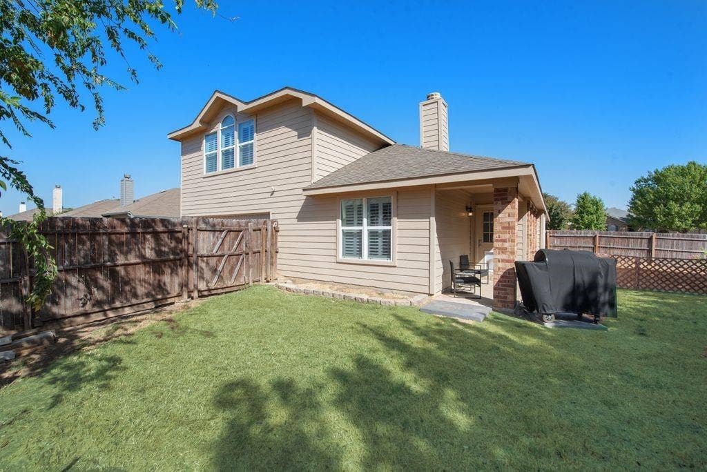 2408 Creekdale Drive, Denton, TX 76210 2408 Creekdale Drive, Denton, TX 76210