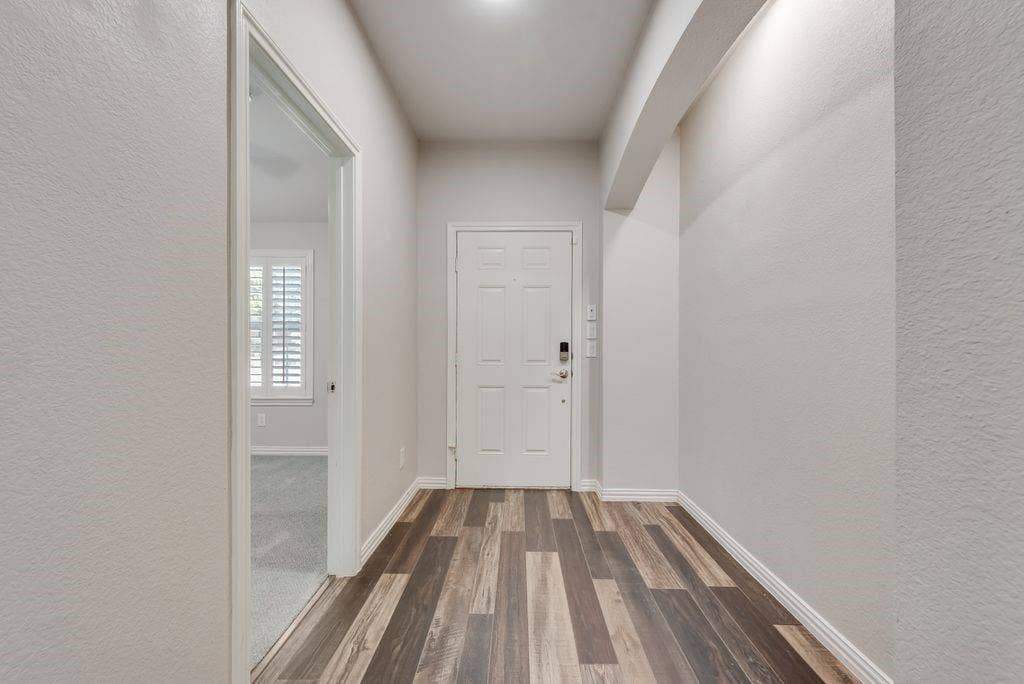2408 Creekdale Drive, Denton, TX 76210 2408 Creekdale Drive, Denton, TX 76210
