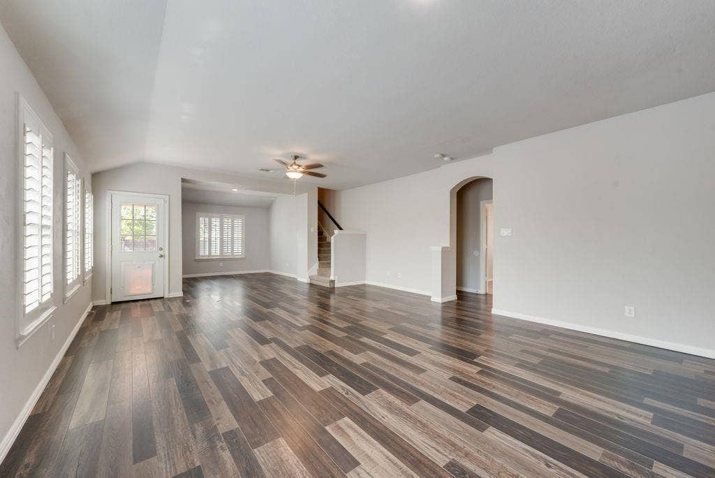 2408 Creekdale Drive, Denton, TX 76210 2408 Creekdale Drive, Denton, TX 76210