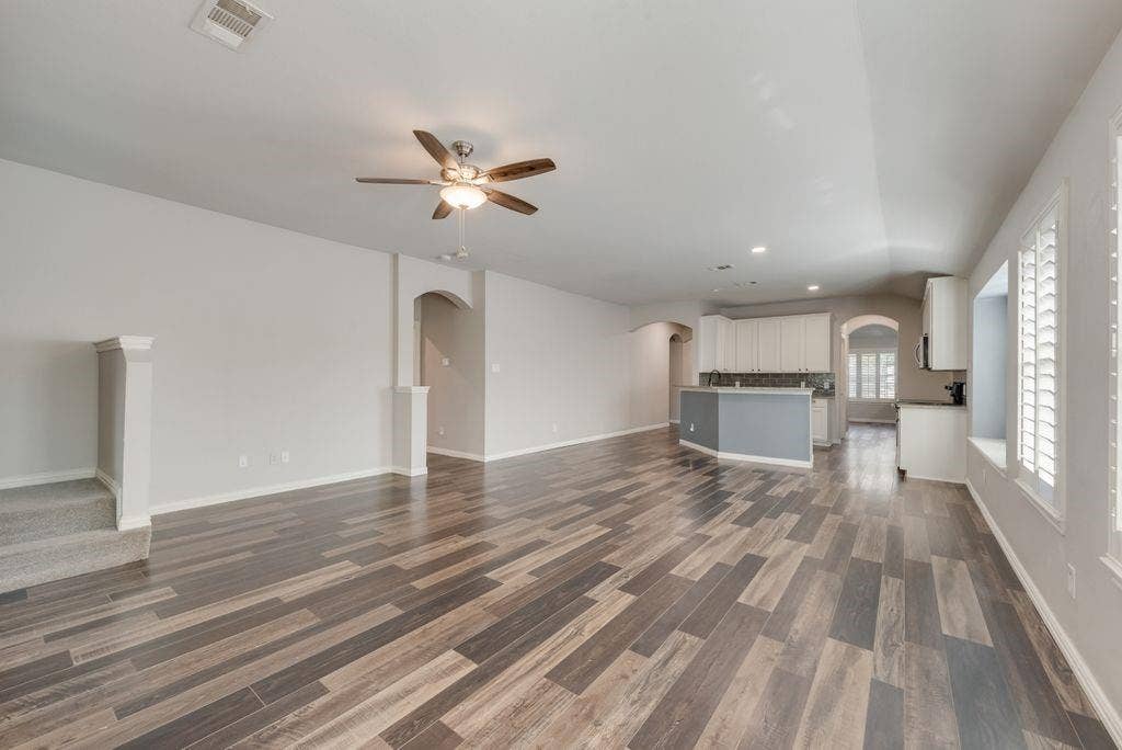 2408 Creekdale Drive, Denton, TX 76210 2408 Creekdale Drive, Denton, TX 76210