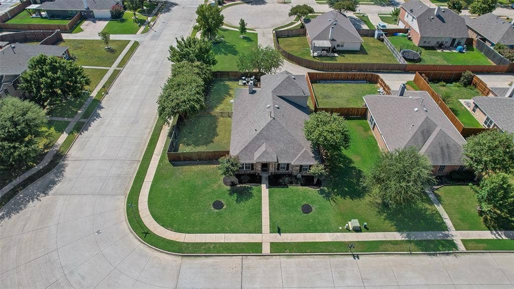 2408 Creekdale Drive, Denton, TX 76210 2408 Creekdale Drive, Denton, TX 76210