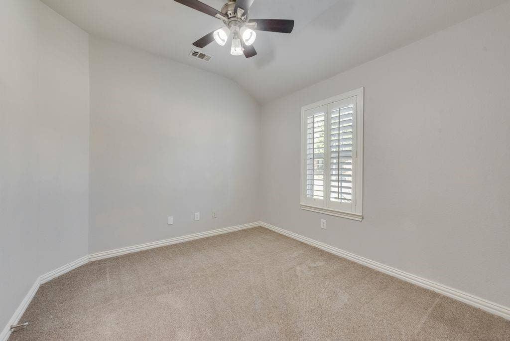 2408 Creekdale Drive, Denton, TX 76210 2408 Creekdale Drive, Denton, TX 76210