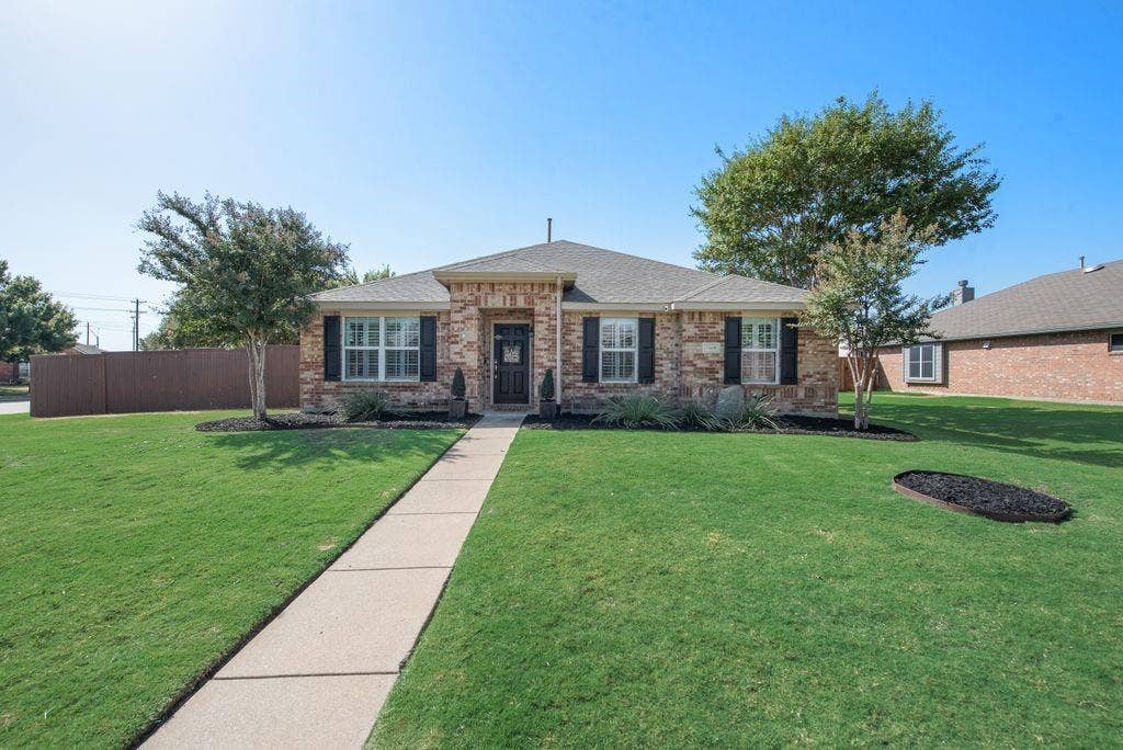 2408 Creekdale Drive, Denton, TX 76210 2408 Creekdale Drive, Denton, TX 76210