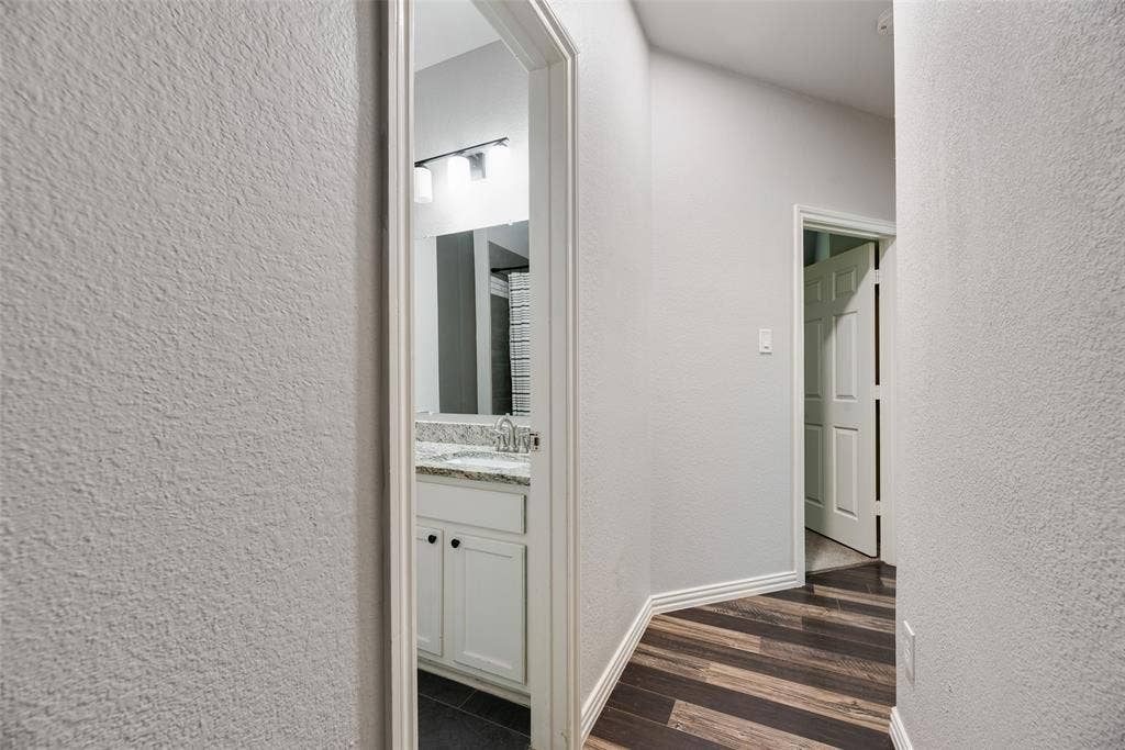 2408 Creekdale Drive, Denton, TX 76210 2408 Creekdale Drive, Denton, TX 76210