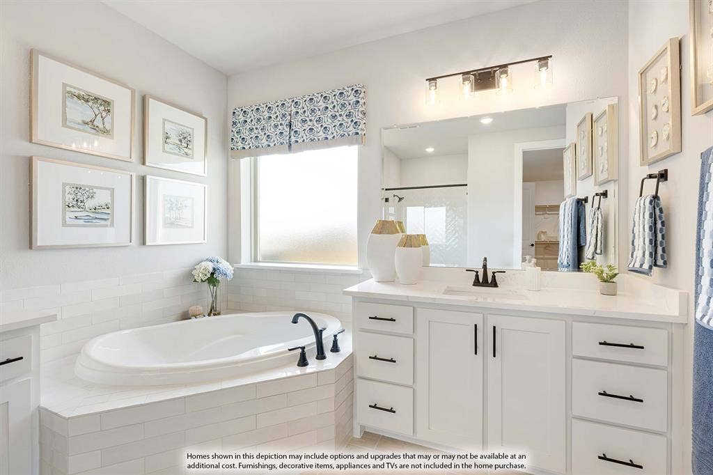 1225 Summer Grove Drive, Midlothian, TX 76065
