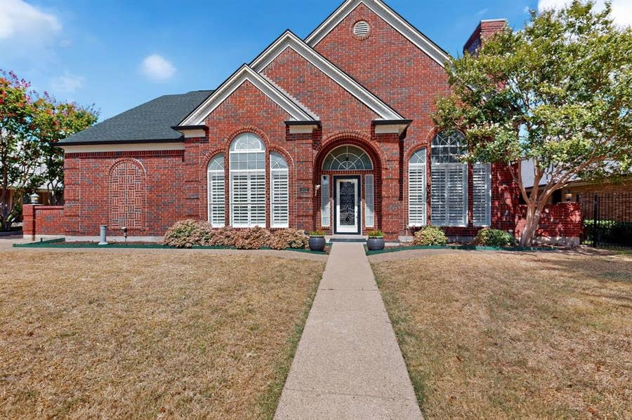 Property photo for 542 Clayton Street, Grand Prairie, TX