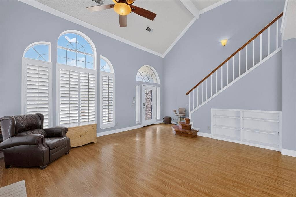 542 Clayton Street, Grand Prairie, TX 75052 542 Clayton Street, Grand Prairie, TX 75052