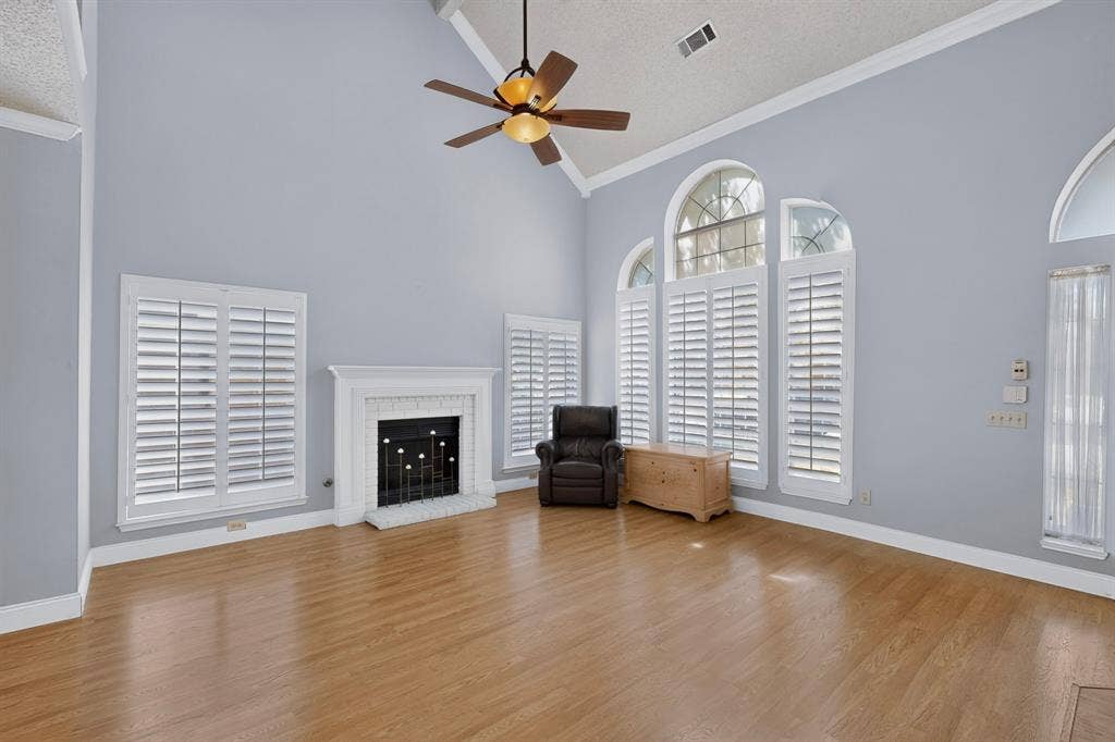542 Clayton Street, Grand Prairie, TX 75052 Virtual Staging