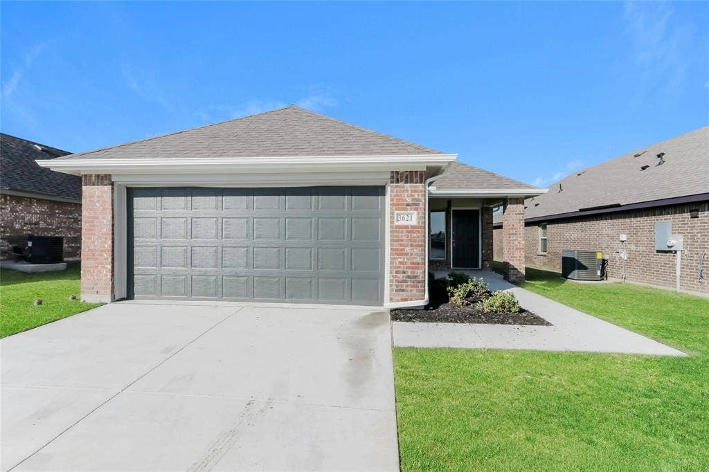 3621 Joshua Street, Ennis, TX 75119 3621 Joshua Street, Ennis, TX 75119