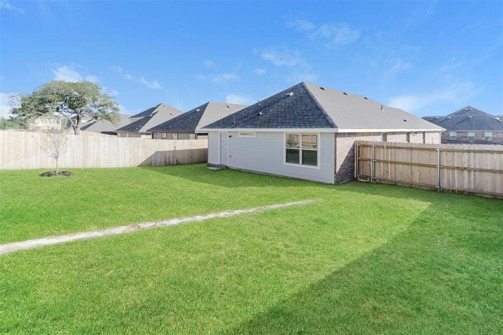 3621 Joshua Street, Ennis, TX 75119 3621 Joshua Street, Ennis, TX 75119