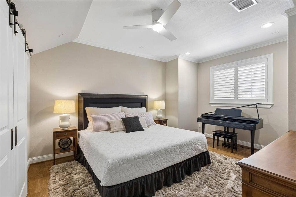 8511 Groveland Drive, Dallas, TX 75218 8511 Groveland Drive, Dallas, TX 75218