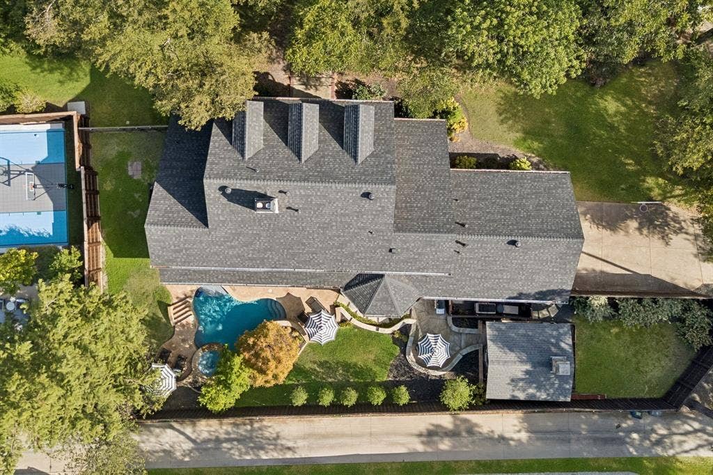 8511 Groveland Drive, Dallas, TX 75218 8511 Groveland Drive, Dallas, TX 75218