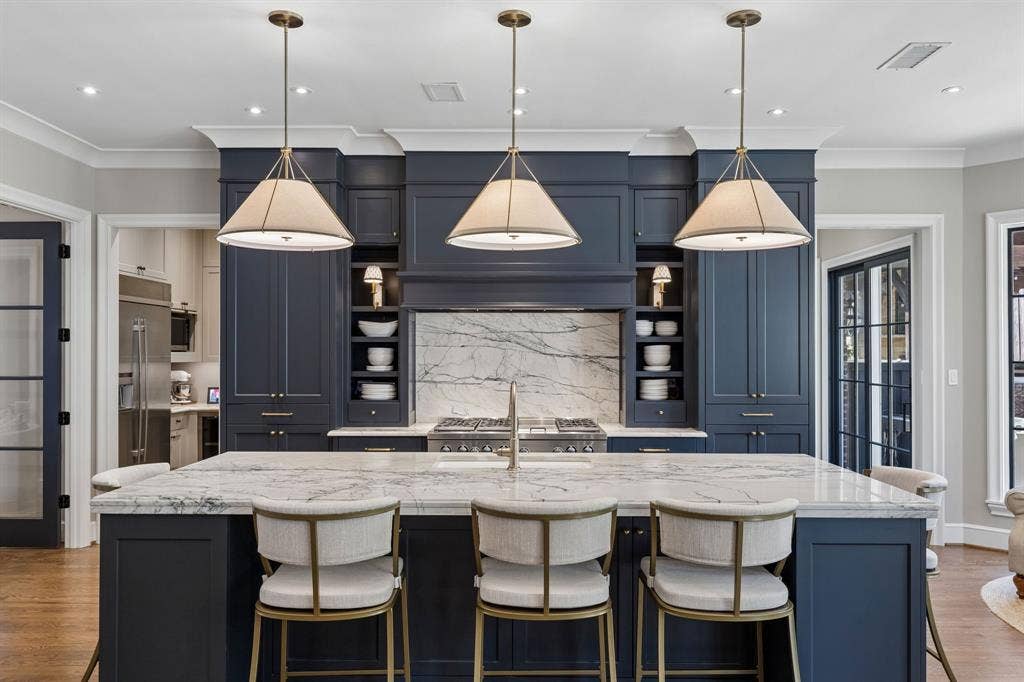 8511 Groveland Drive, Dallas, TX 75218 8511 Groveland Drive, Dallas, TX 75218