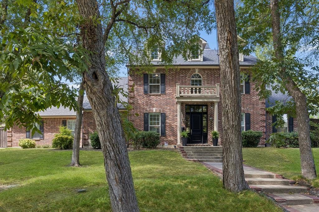 8511 Groveland Drive, Dallas, TX 75218 8511 Groveland Drive, Dallas, TX 75218