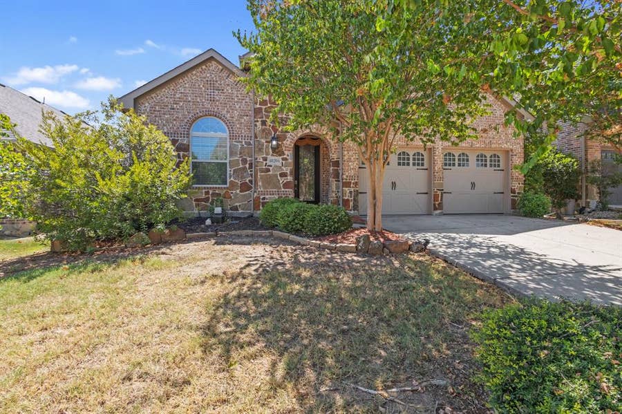 Property photo for 1820 Fountain Vista View, Wylie, TX