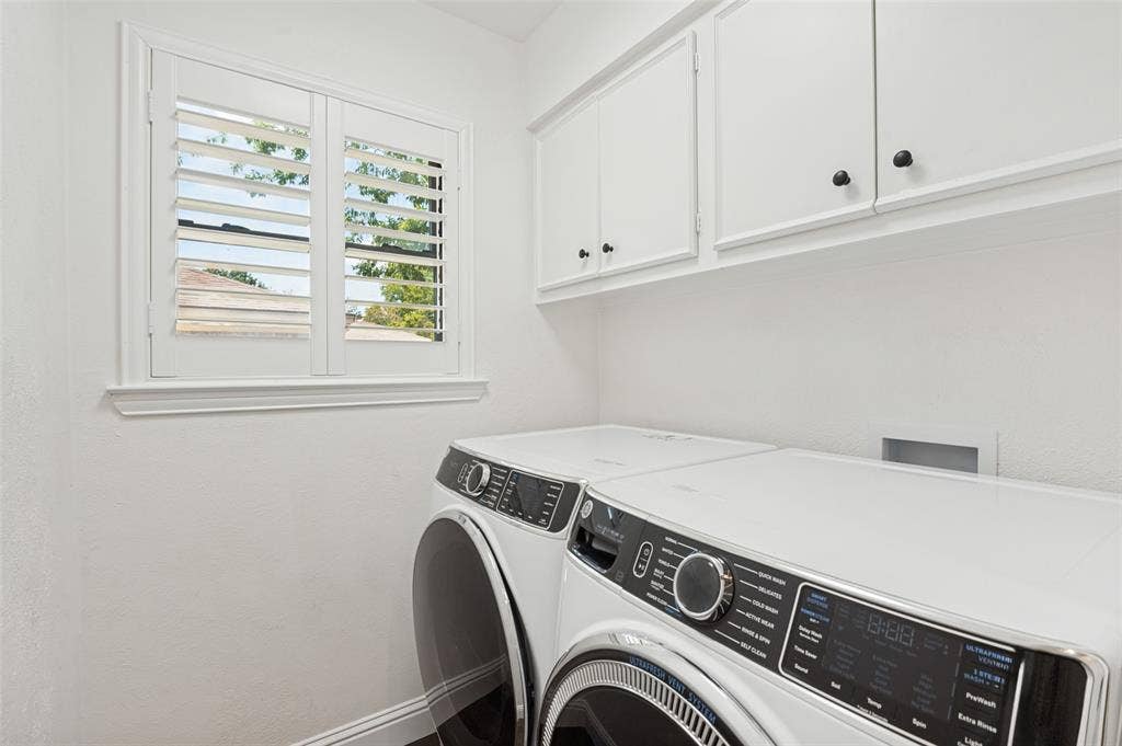 906 Loganwood Avenue, Richardson, TX 75080 906 Loganwood Avenue, Richardson, TX 75080