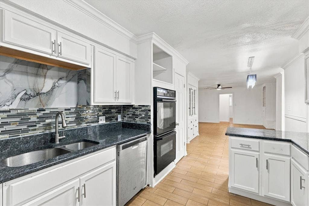 6408 Chapman Drive, Greenville, TX 75402