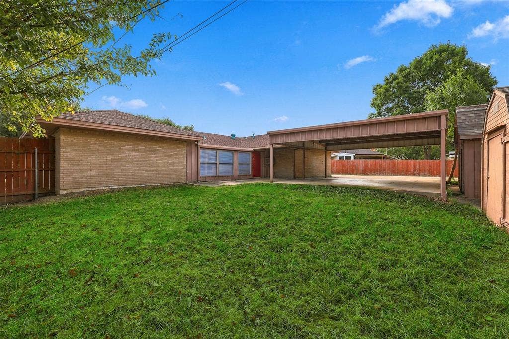 6408 Chapman Drive, Greenville, TX 75402
