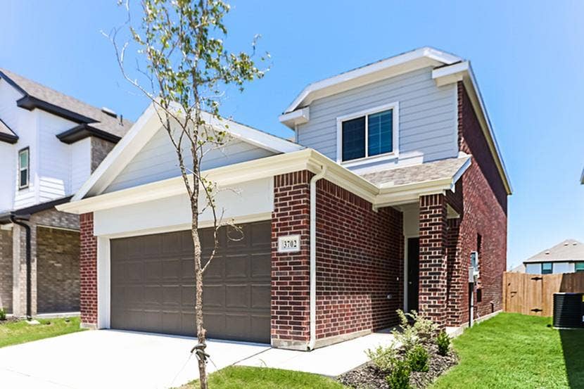 Property photo for 3702 Ruth Drive, Ennis, TX