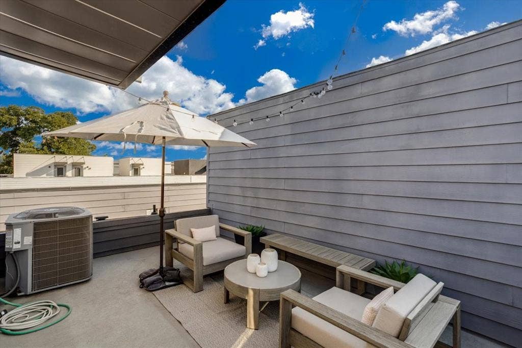2038 N Prairie Avenue, #104, Dallas, TX 75204 2038 N Prairie Avenue, #104, Dallas, TX 75204