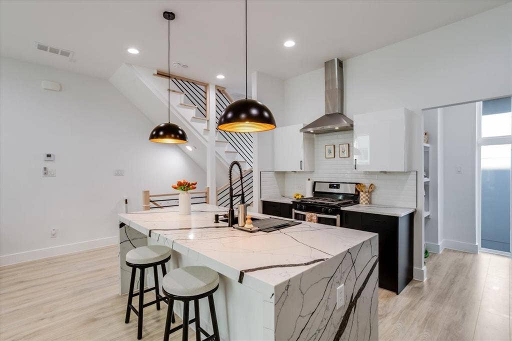 2038 N Prairie Avenue, #104, Dallas, TX 75204 2038 N Prairie Avenue, #104, Dallas, TX 75204