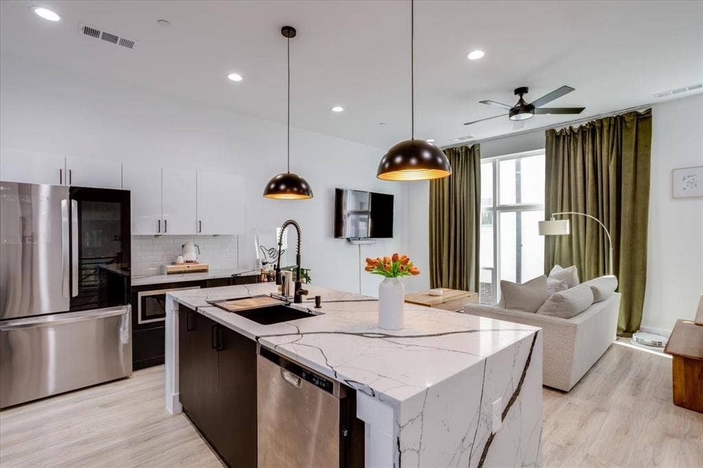 2038 N Prairie Avenue, #104, Dallas, TX 75204 2038 N Prairie Avenue, #104, Dallas, TX 75204