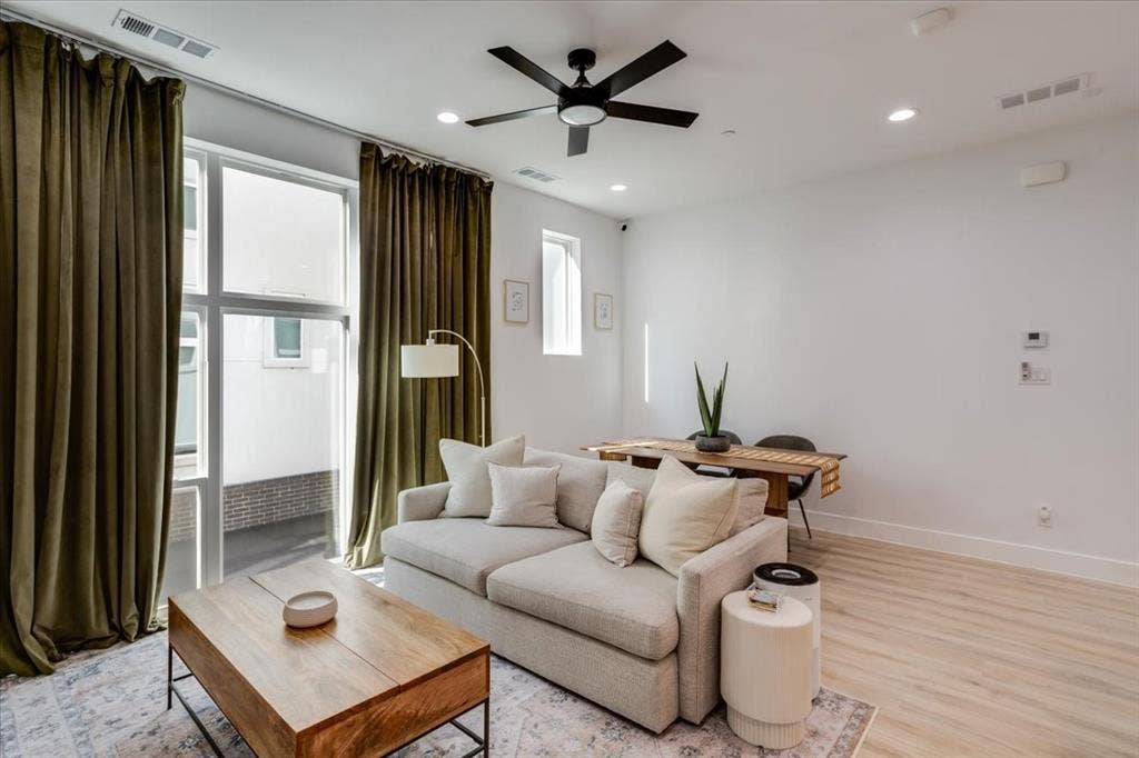 2038 N Prairie Avenue, #104, Dallas, TX 75204 2038 N Prairie Avenue, #104, Dallas, TX 75204