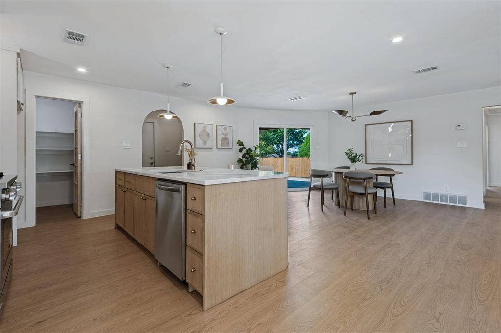 2361 Pinebluff Drive, Dallas, TX 75228 2361 Pinebluff Drive, Dallas, TX 75228