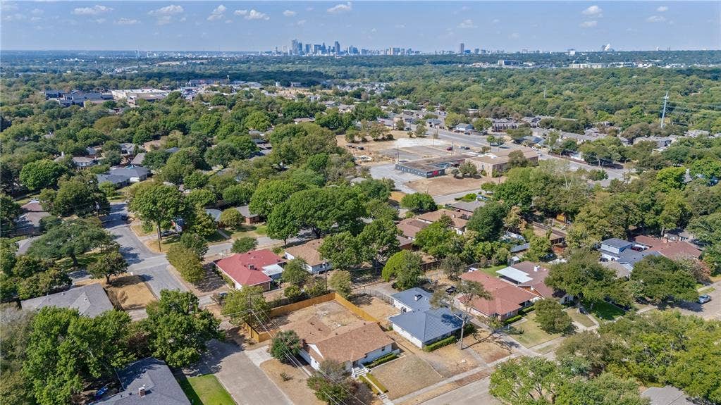2361 Pinebluff Drive, Dallas, TX 75228 2361 Pinebluff Drive, Dallas, TX 75228
