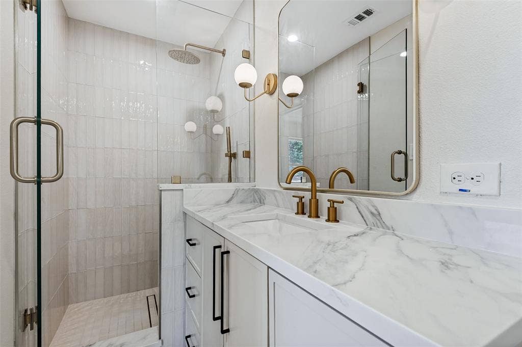 2361 Pinebluff Drive, Dallas, TX 75228 2361 Pinebluff Drive, Dallas, TX 75228